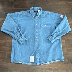 Bulwark flame resistant 7.7 atpv long sleeve button down